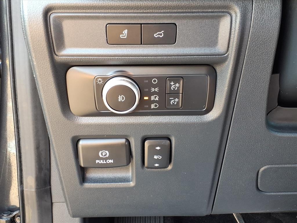 used 2022 Ford Expedition car, priced at $49,998