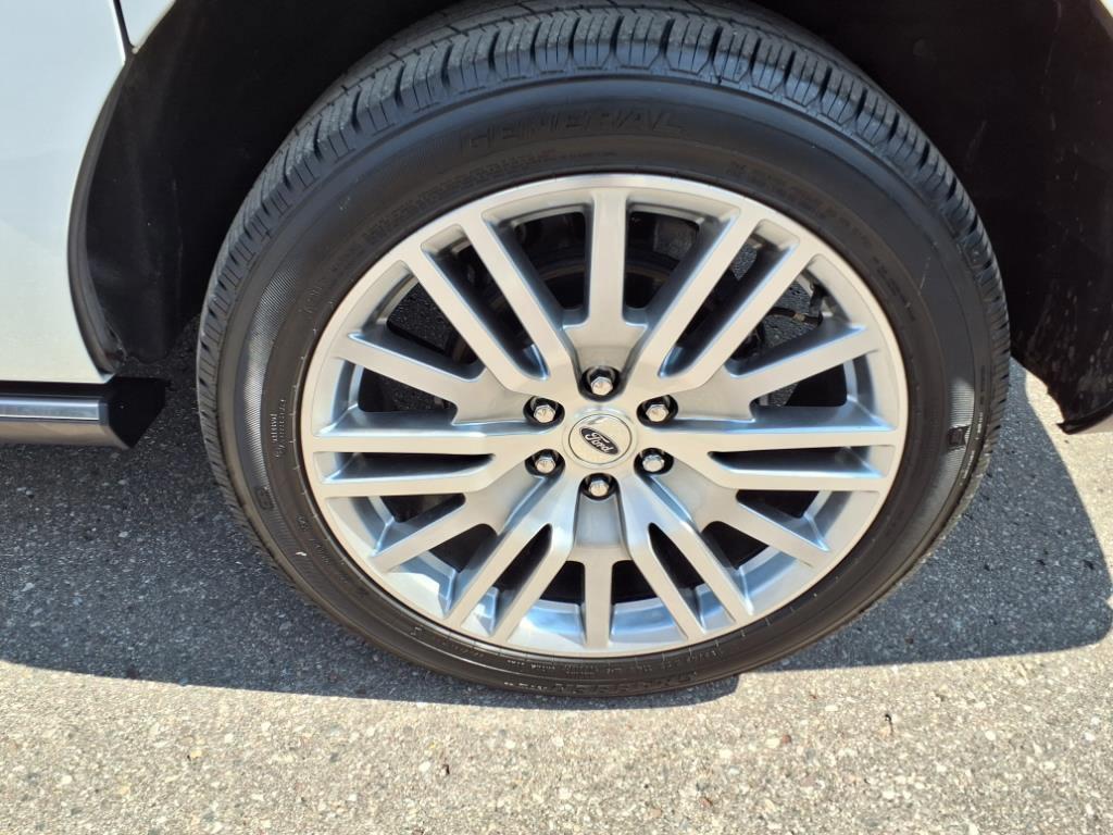 used 2024 Ford Expedition Max car, priced at $59,998