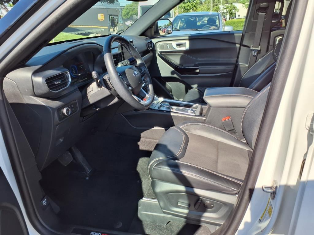 used 2023 Ford Explorer car, priced at $41,998