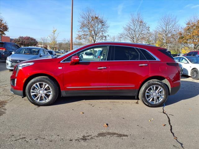 used 2023 Cadillac XT5 car, priced at $34,998