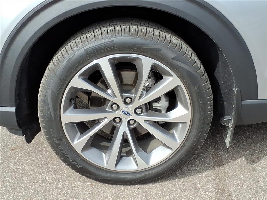 used 2025 Ford Explorer car, priced at $52,998