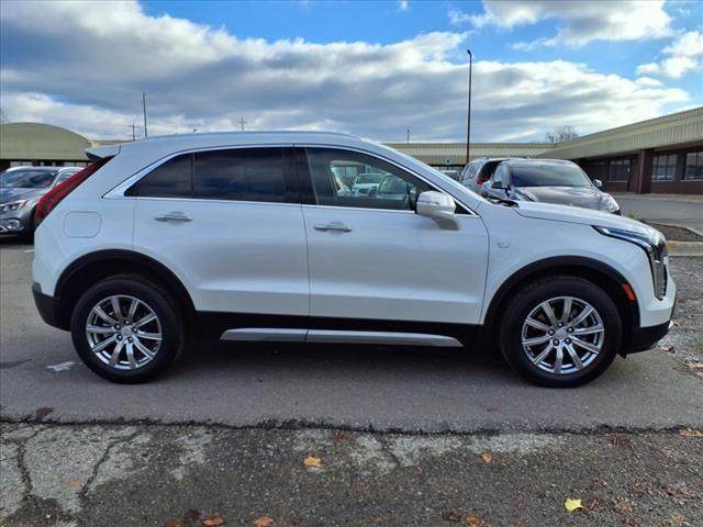 used 2022 Cadillac XT4 car, priced at $29,998