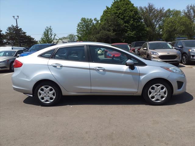 used 2013 Ford Fiesta car