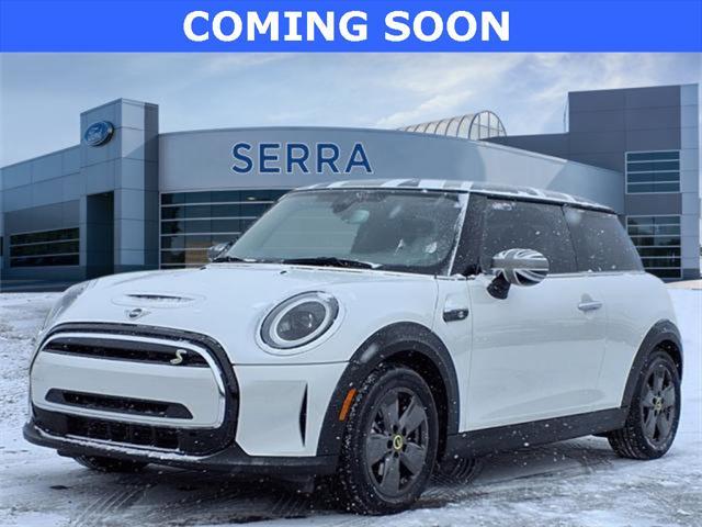 used 2024 MINI Hardtop car, priced at $22,998