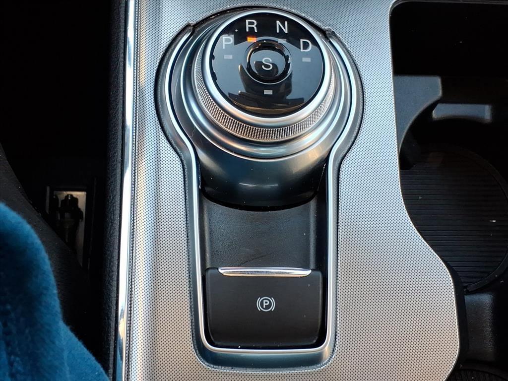 used 2022 Ford Edge car, priced at $24,898