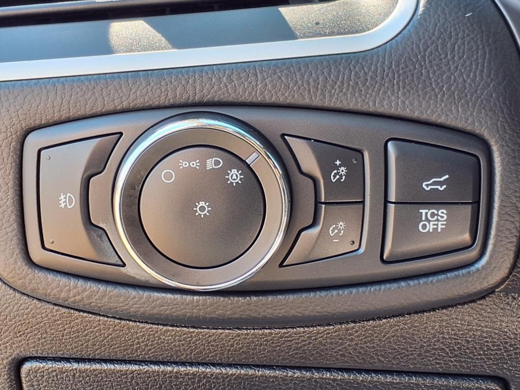 used 2020 Ford Edge car, priced at $17,488