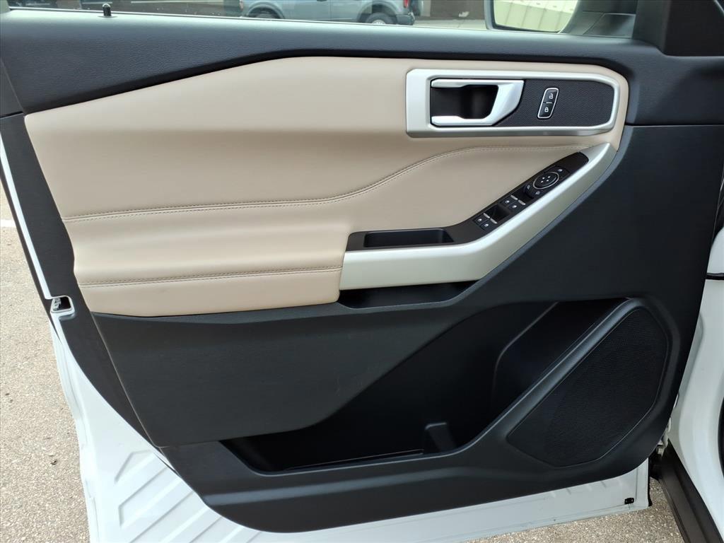 used 2023 Ford Explorer car, priced at $30,998