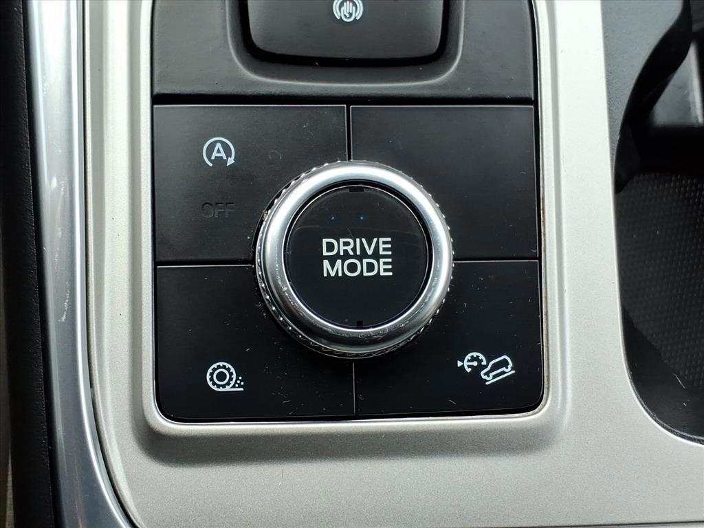 used 2023 Ford Explorer car, priced at $30,998