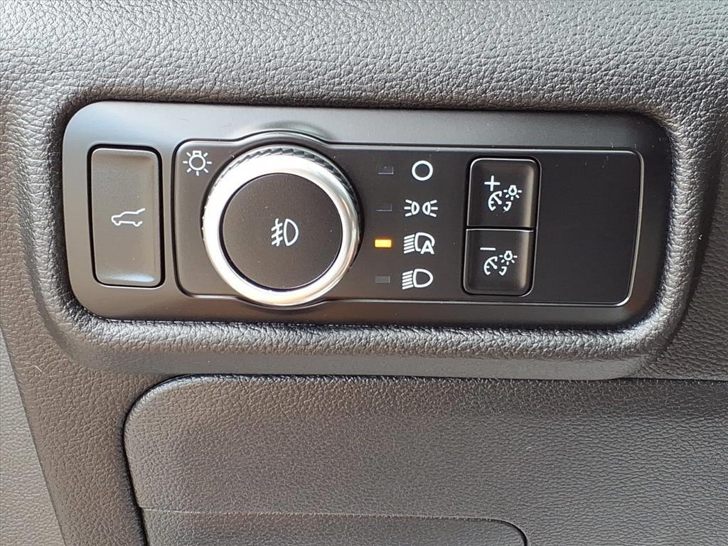 used 2023 Ford Explorer car, priced at $30,998