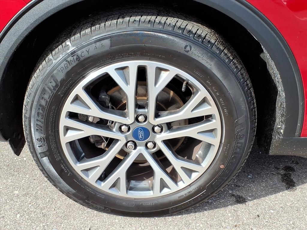 used 2022 Ford Escape car, priced at $20,998