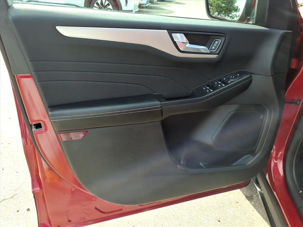 used 2022 Ford Escape car, priced at $20,998