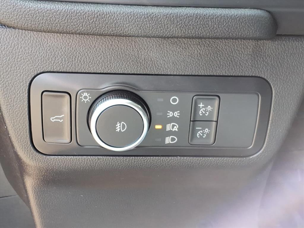 used 2022 Ford Escape car, priced at $20,998