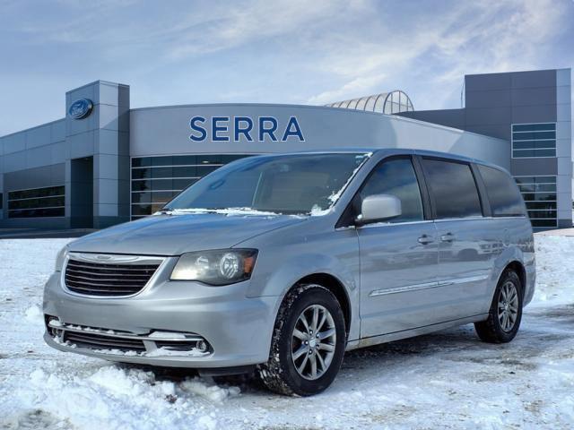 used 2015 Chrysler Town & Country car, priced at $7,488