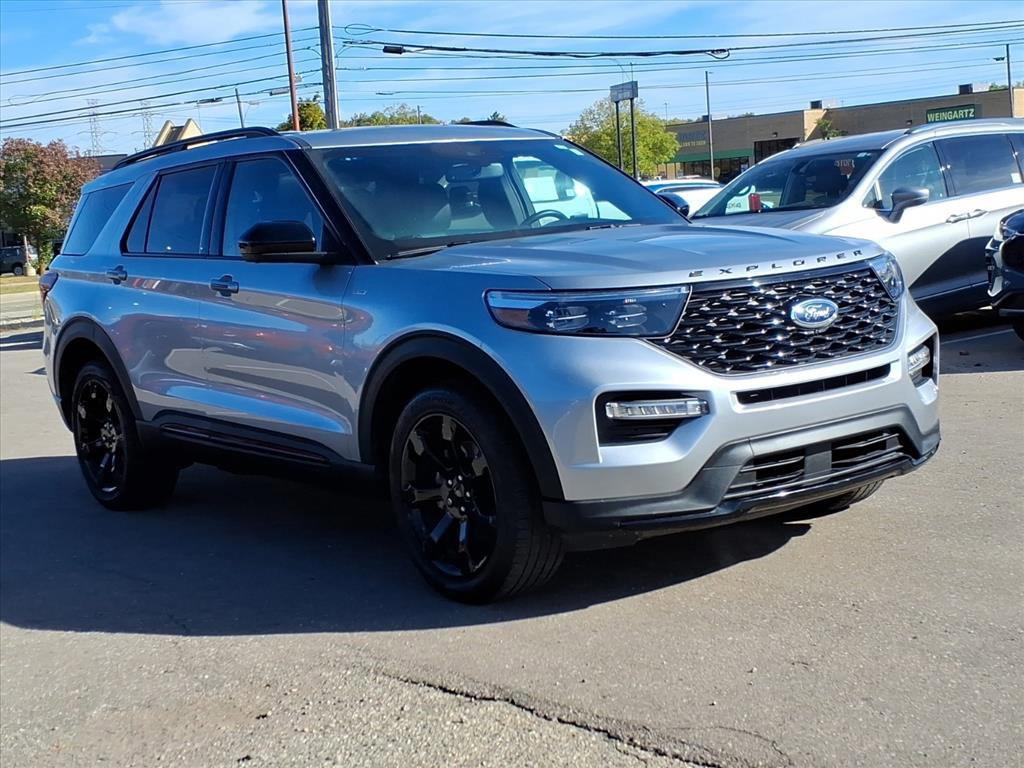 used 2023 Ford Explorer car, priced at $36,998