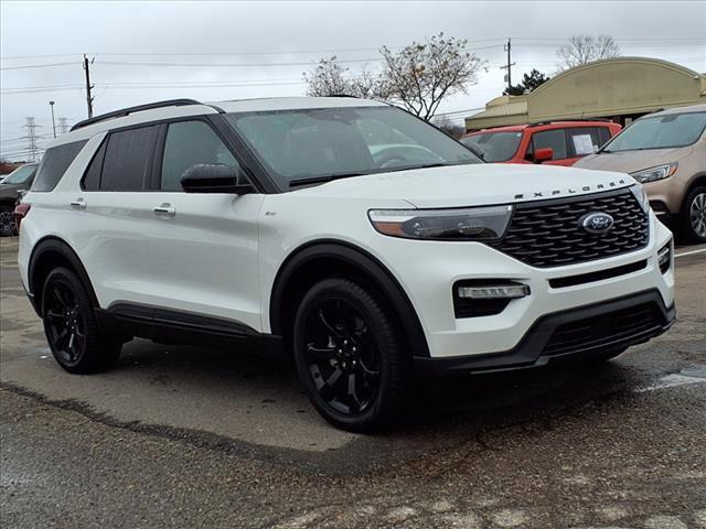 used 2024 Ford Explorer car, priced at $42,998