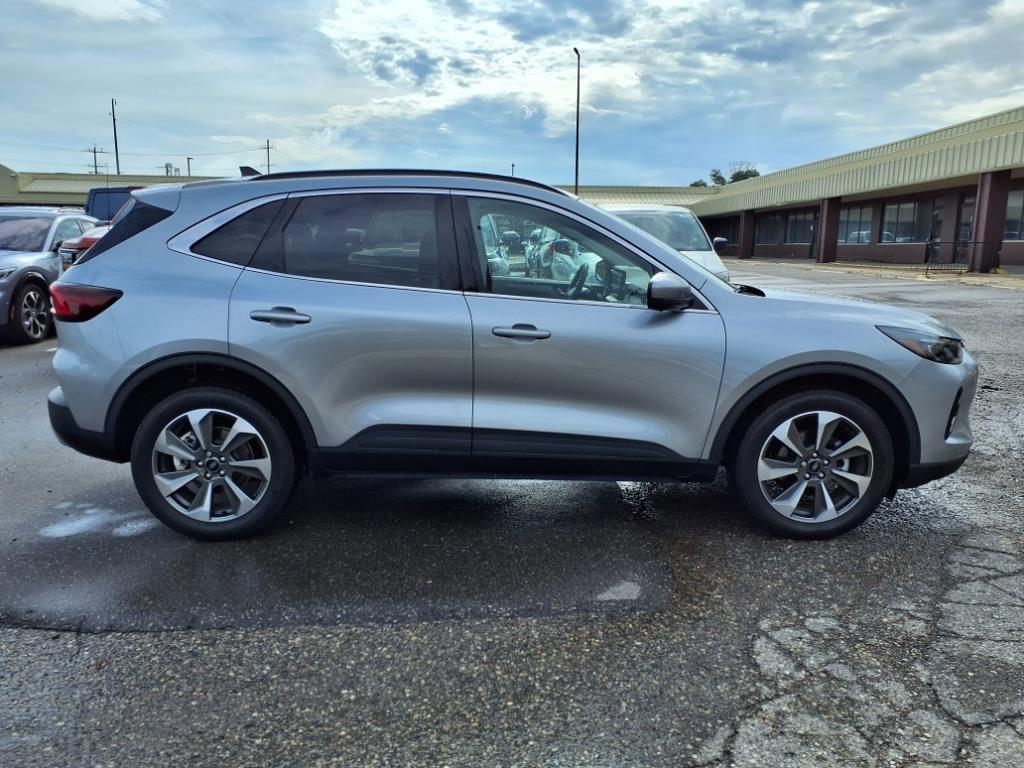 used 2023 Ford Escape car, priced at $27,498