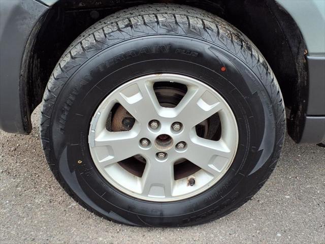used 2005 Ford Escape car, priced at $4,448