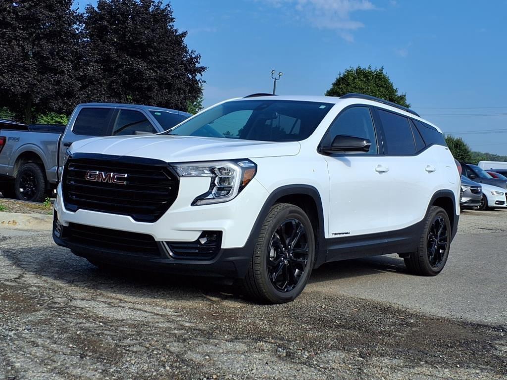 used 2022 GMC Terrain car, priced at $24,998