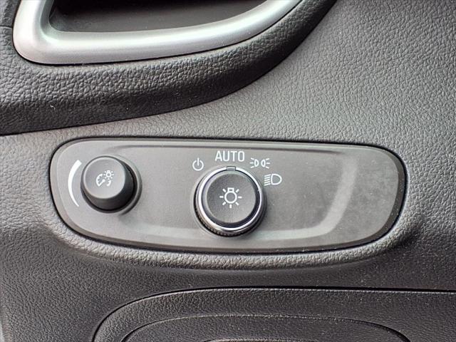 used 2022 Chevrolet Trax car, priced at $17,998