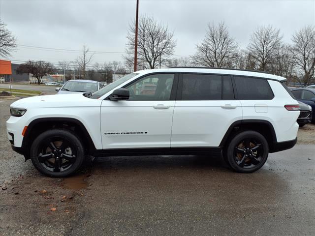 used 2023 Jeep Grand Cherokee L car, priced at $31,998