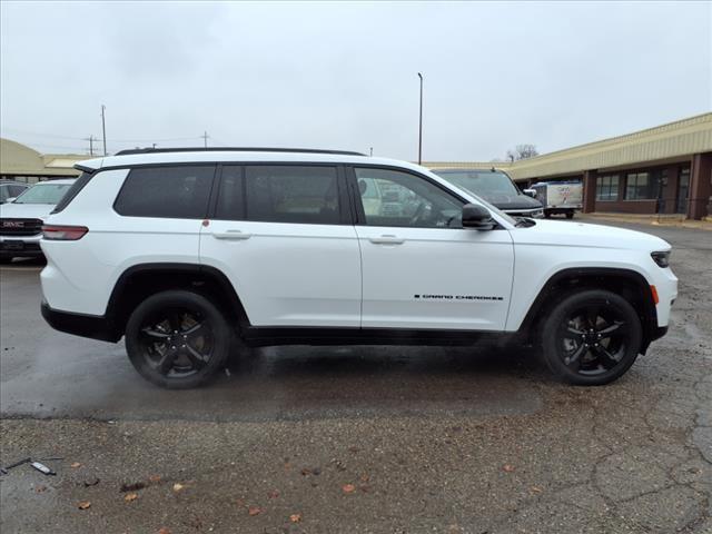 used 2023 Jeep Grand Cherokee L car, priced at $31,998