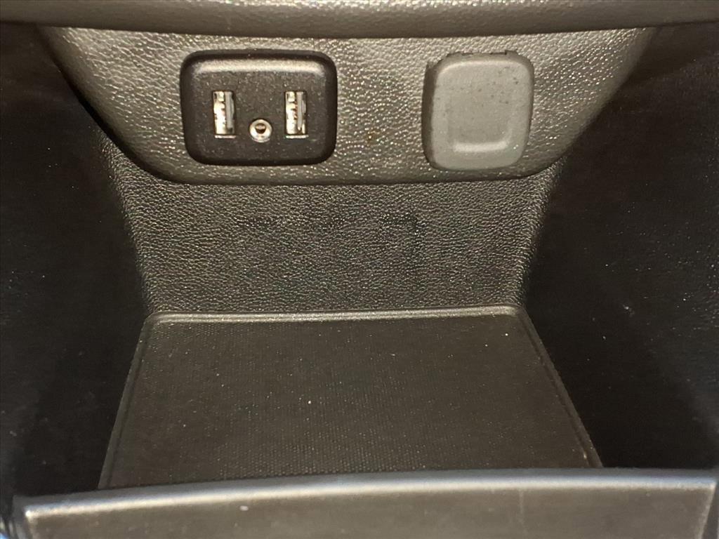 used 2020 Chevrolet Traverse car, priced at $22,998