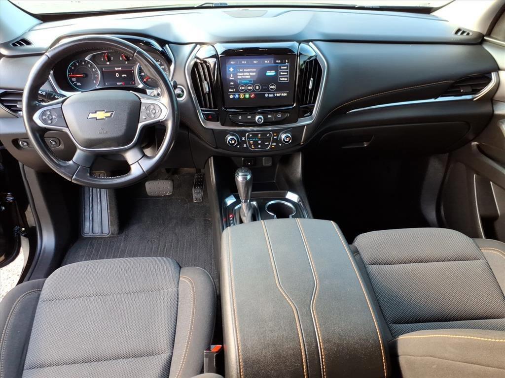 used 2020 Chevrolet Traverse car, priced at $22,998