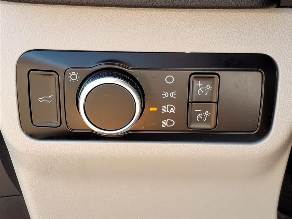 used 2023 Ford Escape car, priced at $24,998