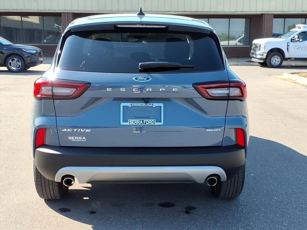 used 2023 Ford Escape car, priced at $24,998