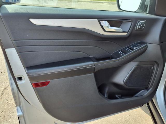 used 2022 Ford Escape car, priced at $25,498