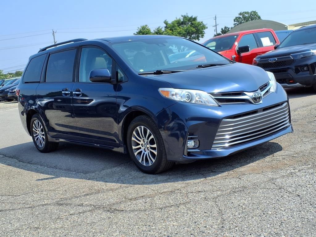 used 2020 Toyota Sienna car, priced at $25,998