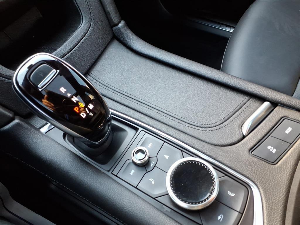 used 2024 Cadillac XT5 car, priced at $39,449