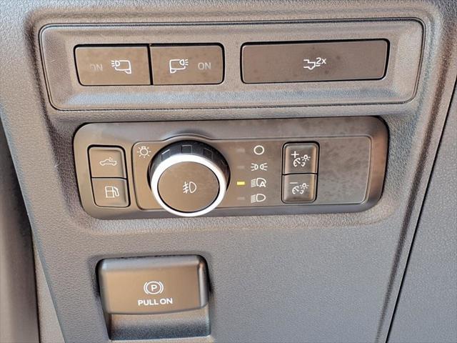 used 2022 Ford F-150 car, priced at $37,998