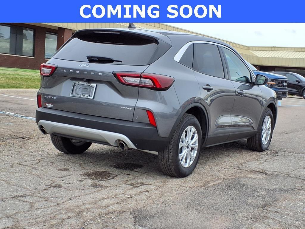 used 2023 Ford Escape car, priced at $25,498