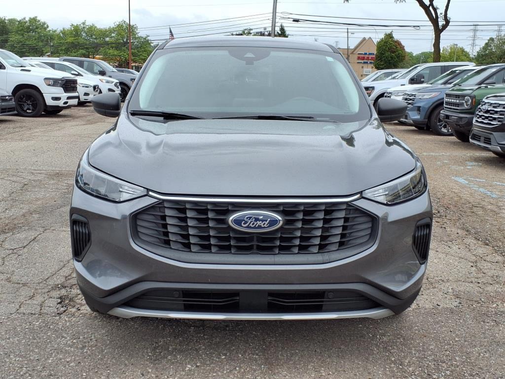used 2023 Ford Escape car, priced at $25,498