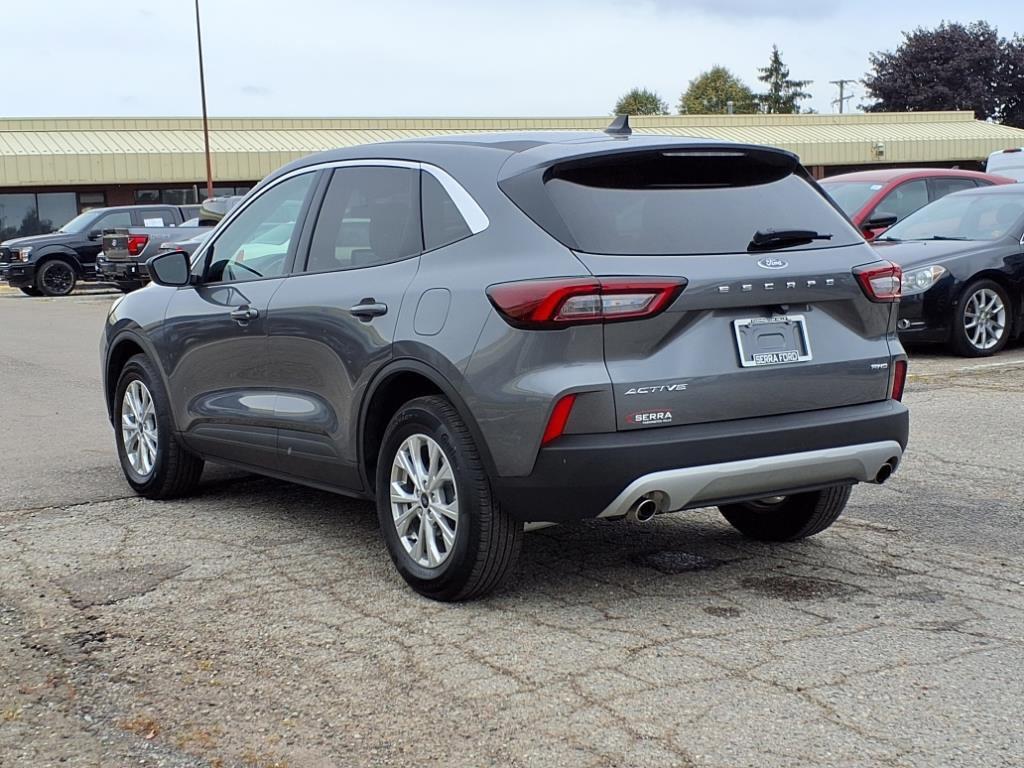 used 2023 Ford Escape car, priced at $25,498