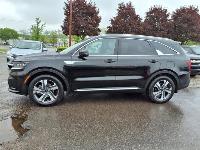 used 2022 Kia Sorento Plug-In Hybrid car, priced at $32,998
