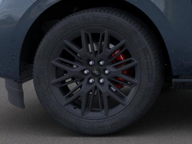 new 2025 Ford Expedition car, priced at $77,237