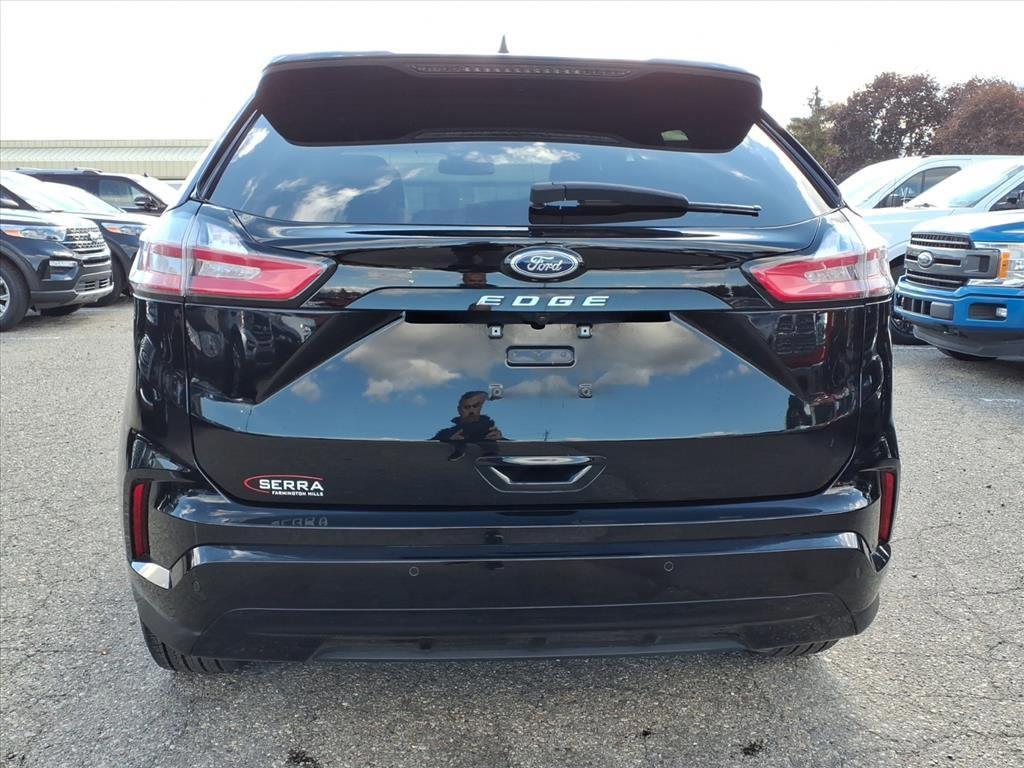 used 2024 Ford Edge car, priced at $29,998