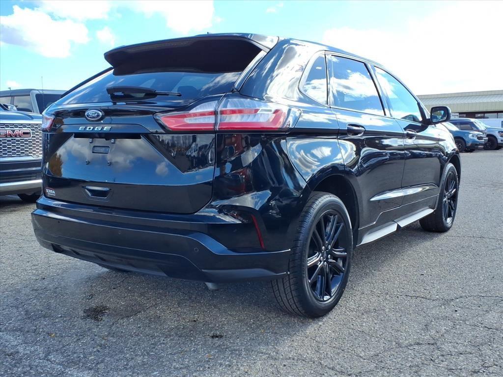 used 2024 Ford Edge car, priced at $29,998