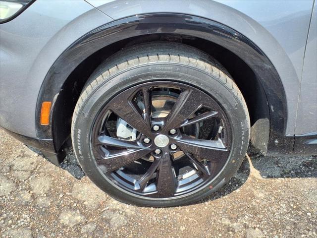 used 2021 Buick Envision car, priced at $19,998