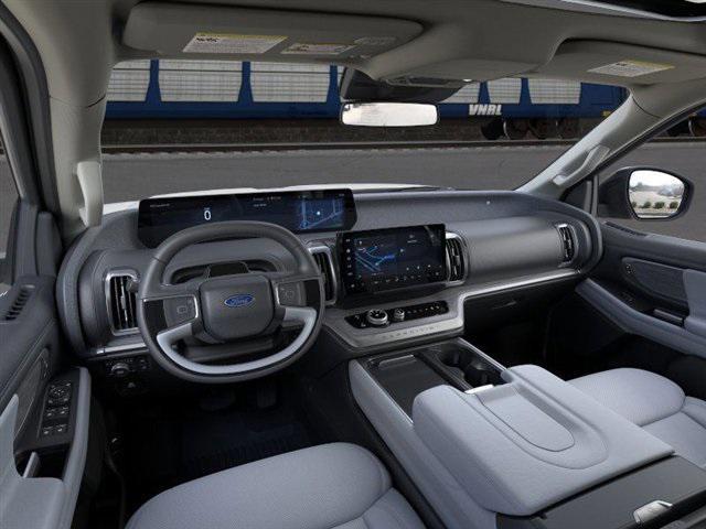 new 2025 Ford Expedition car, priced at $74,385