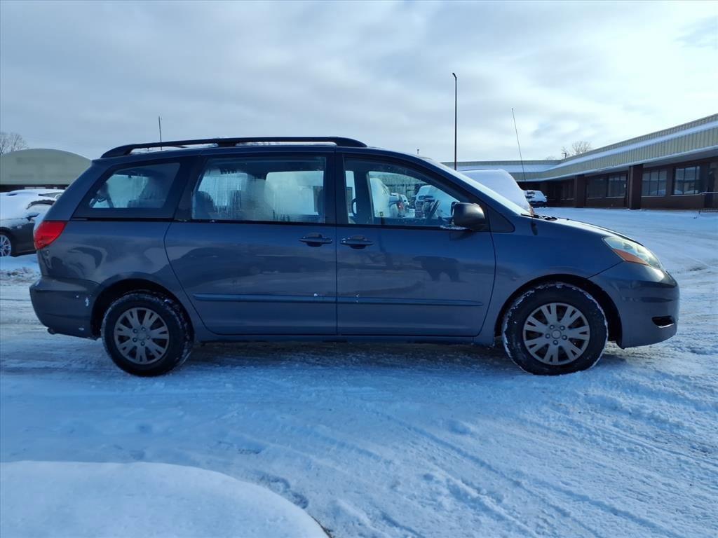 used 2006 Toyota Sienna car, priced at $6,488