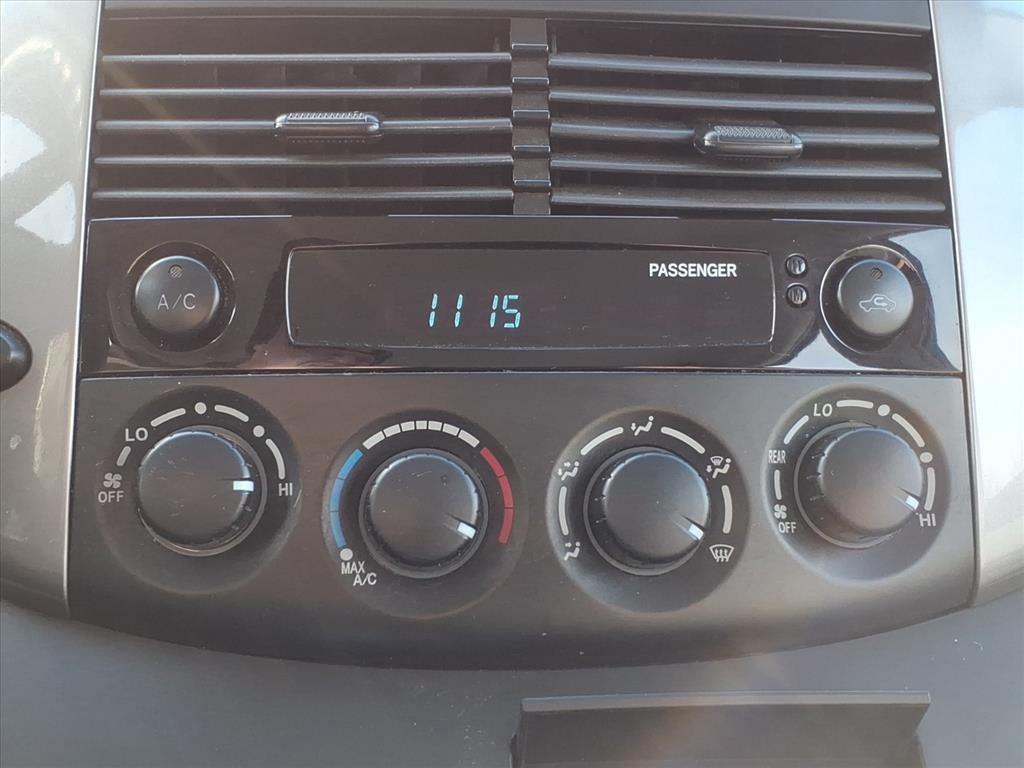 used 2006 Toyota Sienna car, priced at $6,488