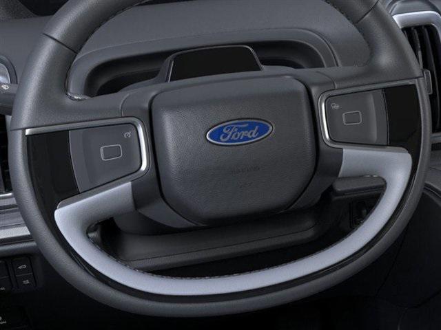 new 2025 Ford Expedition car, priced at $74,334