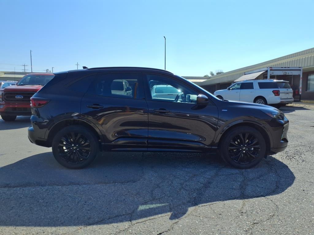 used 2023 Ford Escape car, priced at $25,998
