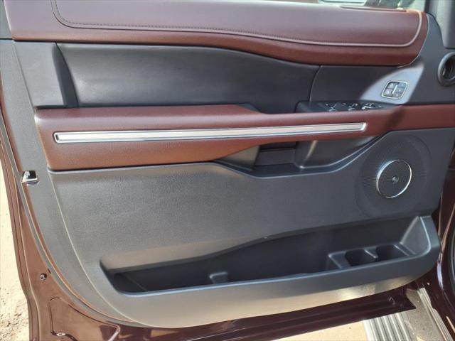 used 2024 Ford Expedition car, priced at $62,998