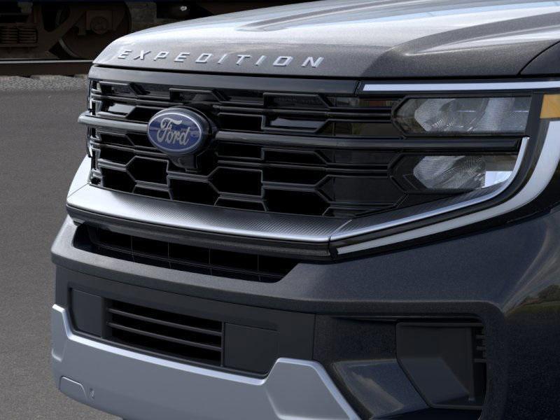 new 2025 Ford Expedition car, priced at $75,252