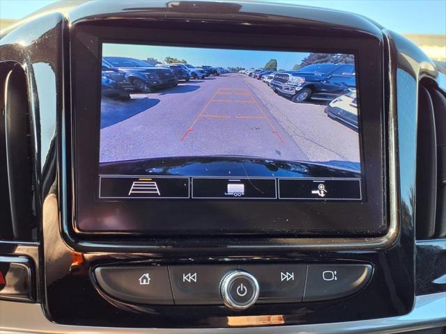 used 2020 Chevrolet Traverse car, priced at $26,488