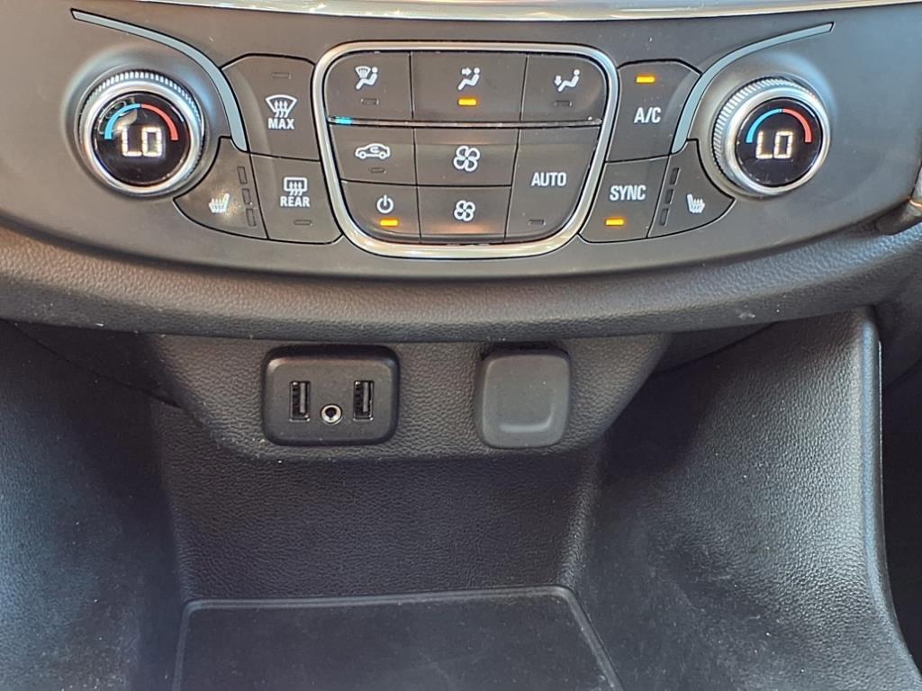 used 2020 Chevrolet Traverse car, priced at $24,449